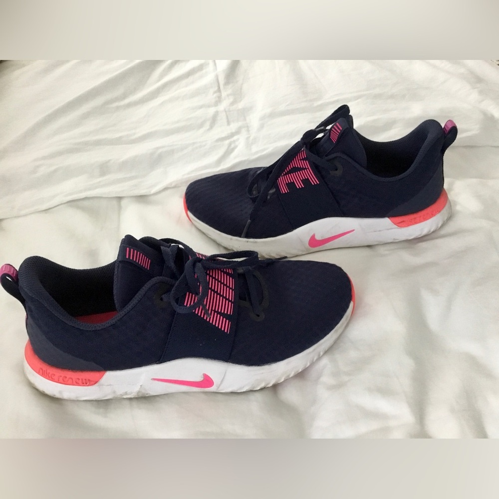 Nike Renew Women’s Training Shoes - Black & Pink Size 10